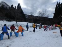 雪上つな引き大会