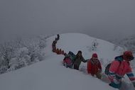 雪山登山　もうすぐ一本松