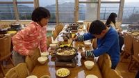 食事係がんばる